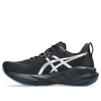 Novablast 5 Luxe “Luxe Black”