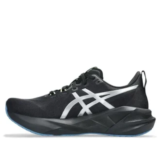 Novablast 5 Luxe “Luxe Black”
