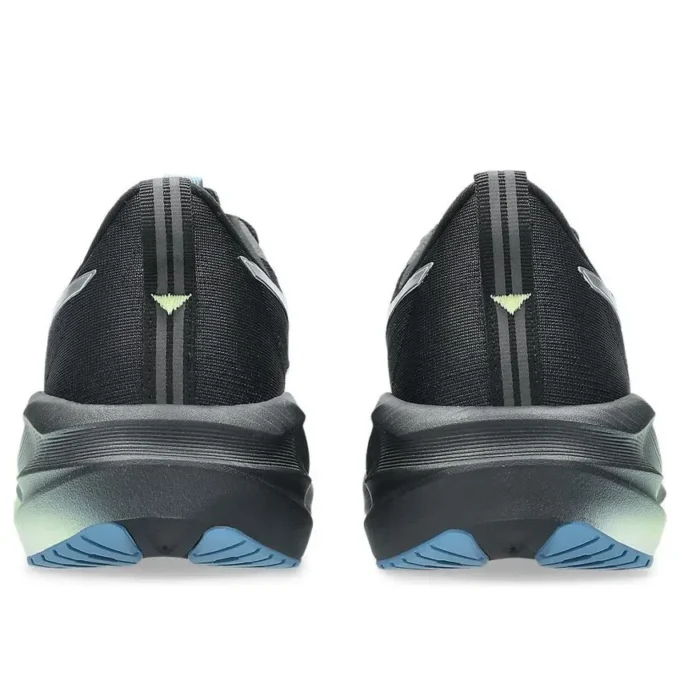 Novablast 5 Luxe “Luxe Black”