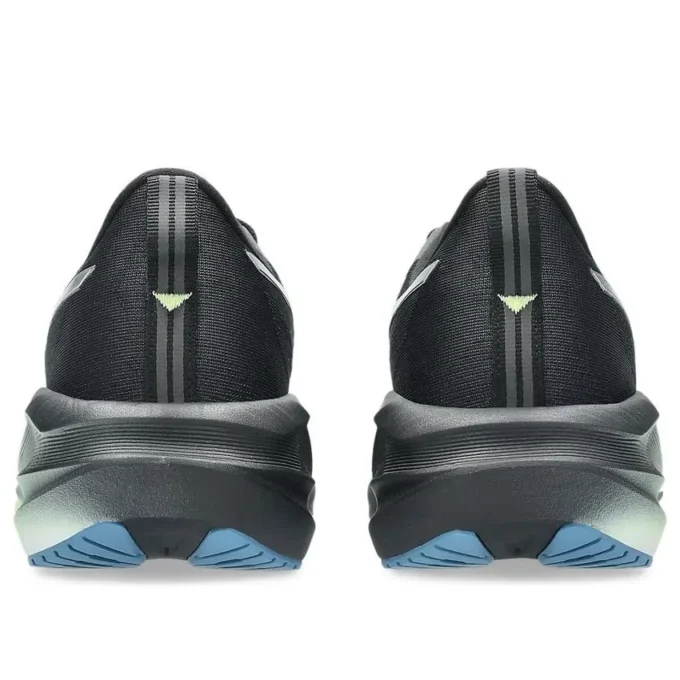 Novablast 5 Luxe “Luxe Black”