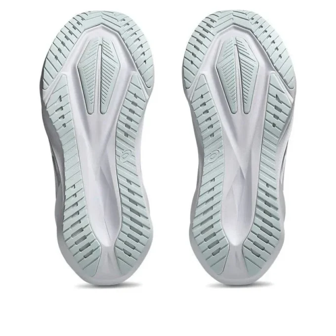Novablast 5 “Pure Aqua Seal Grey”