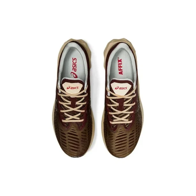 Novablast “Brown Burgundy”